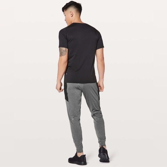 Men’s Lululemon Capacity Pants Heathered Black Grey Size M - Picture 2 of 9